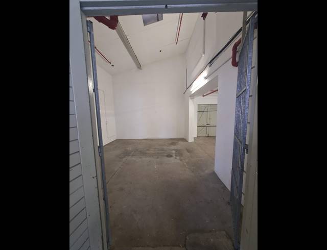 900M² WAREHOUSE TO LET IN KASSELSVLEI